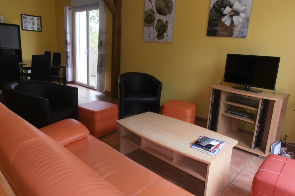 Photo of Livingroom in Plouer-sur-Rance