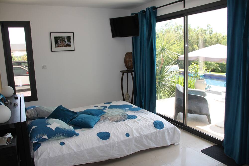 Photo of Bedroom in Asperes