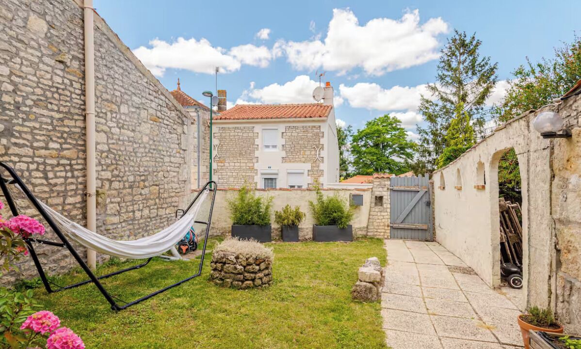 Photo of Outdoor in Lairoux