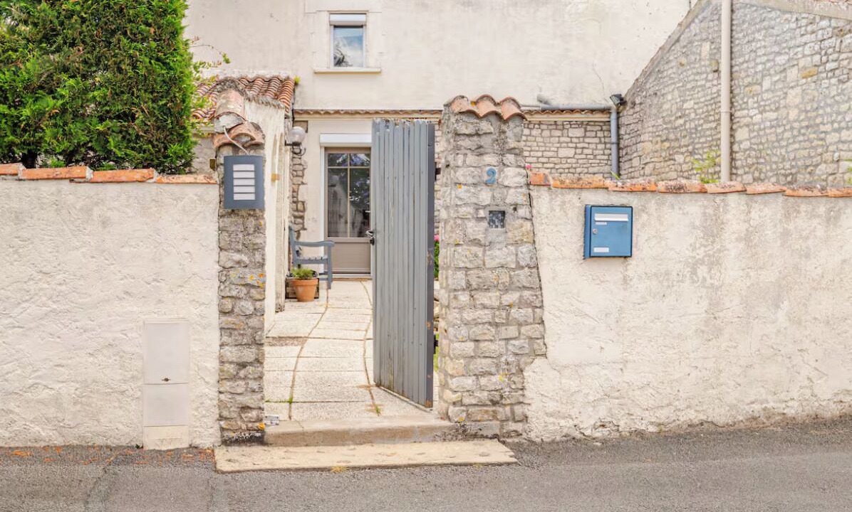 Photo of Outdoor in Lairoux