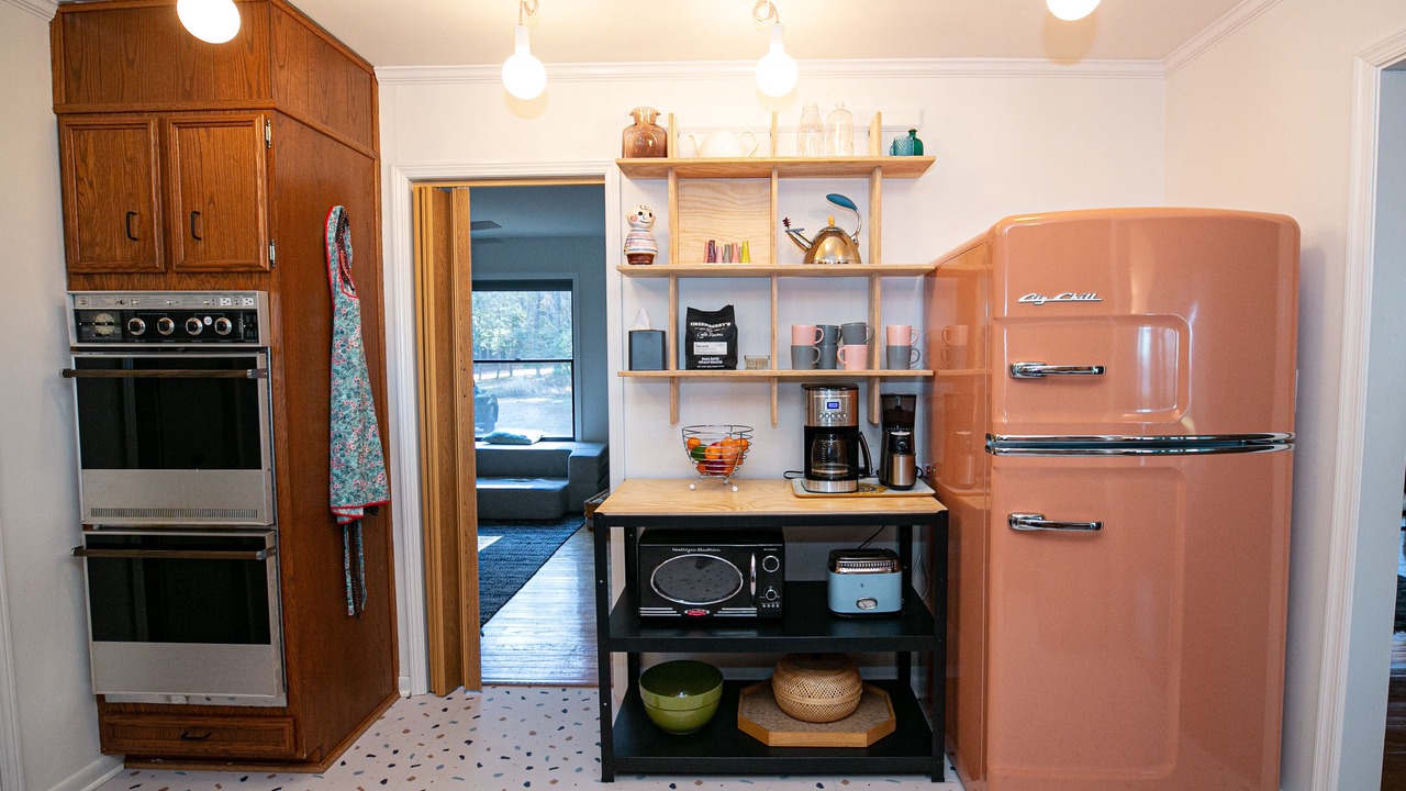 Photo of Kitchen in White Stone