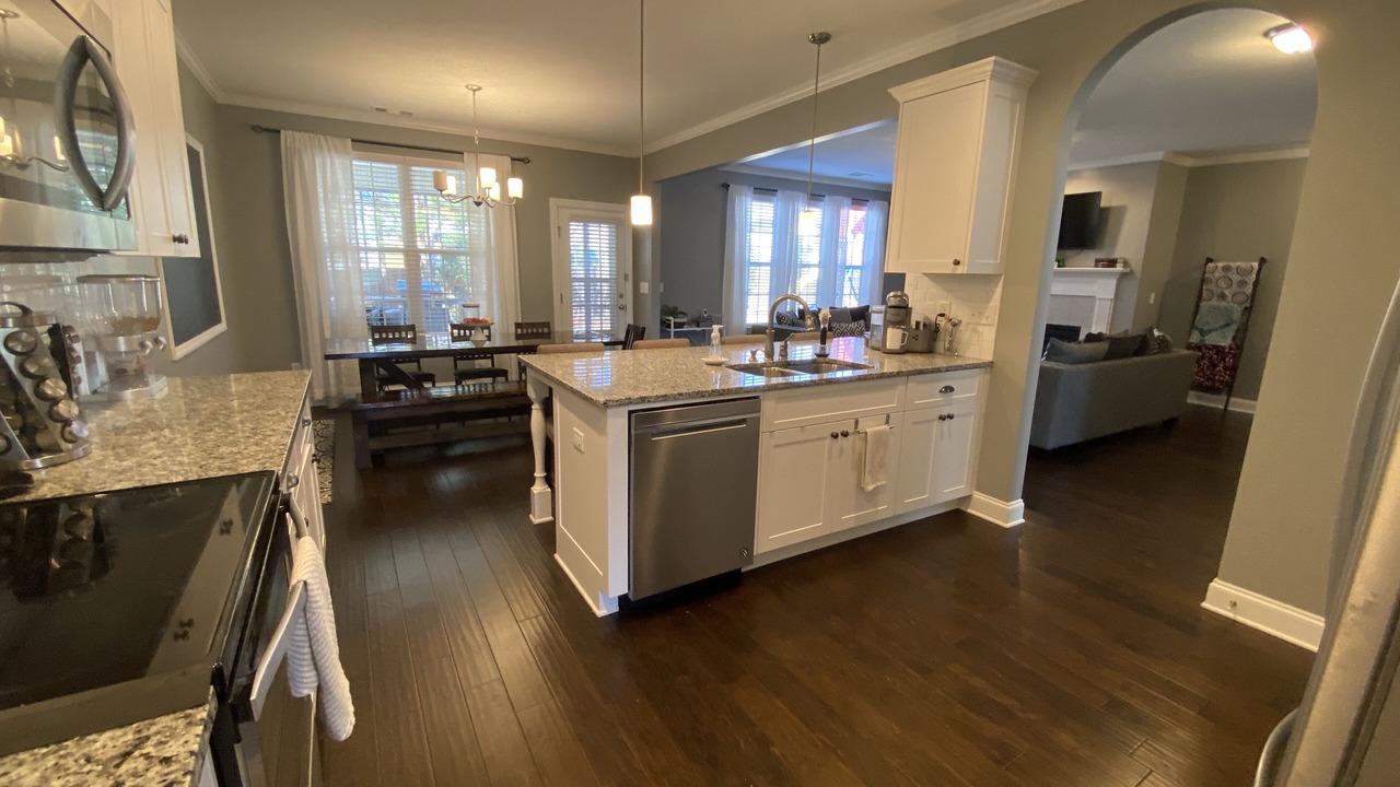 Photo of Kitchen in Canterbury Farms