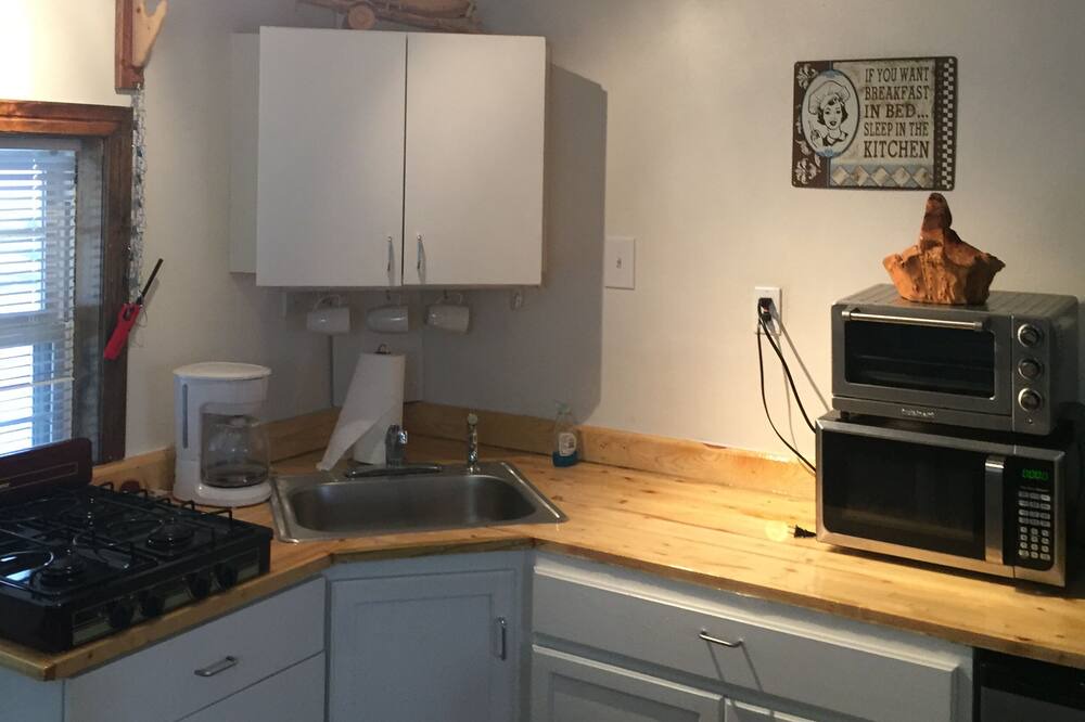 Photo of Kitchen in Mammoth Spring