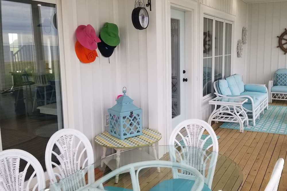 Photo of Patio Balcony in Shemogue