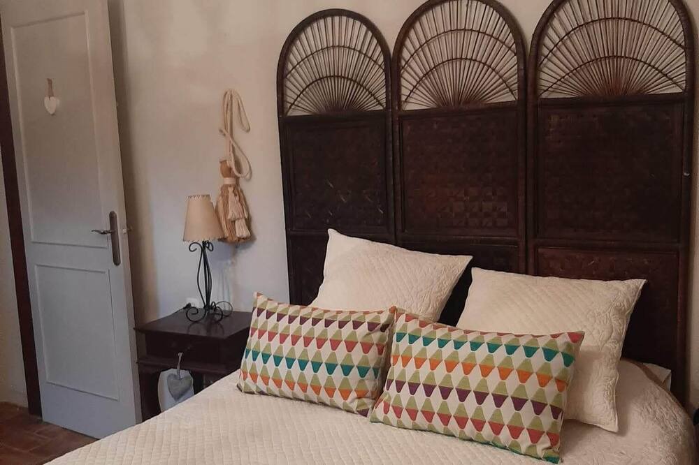 Photo of Bedroom in Vilobi d'Onyar