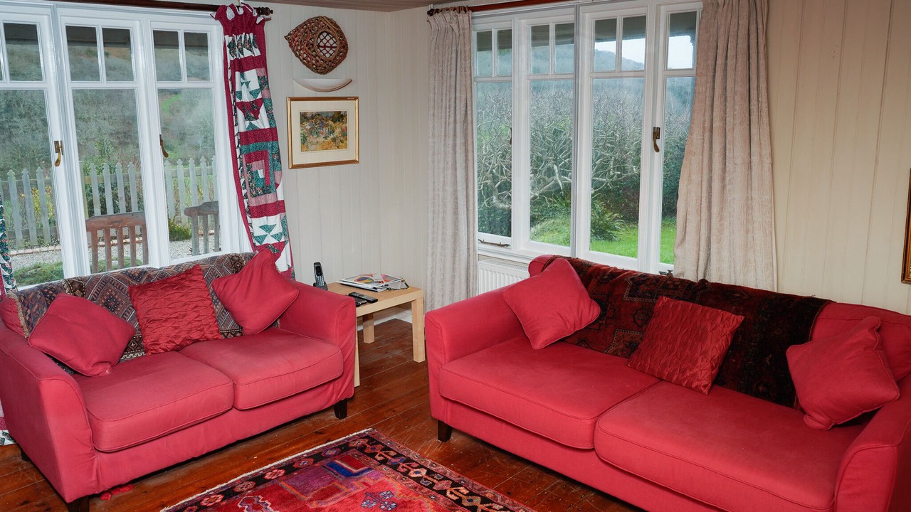 Photo of Livingroom in Crackington Haven