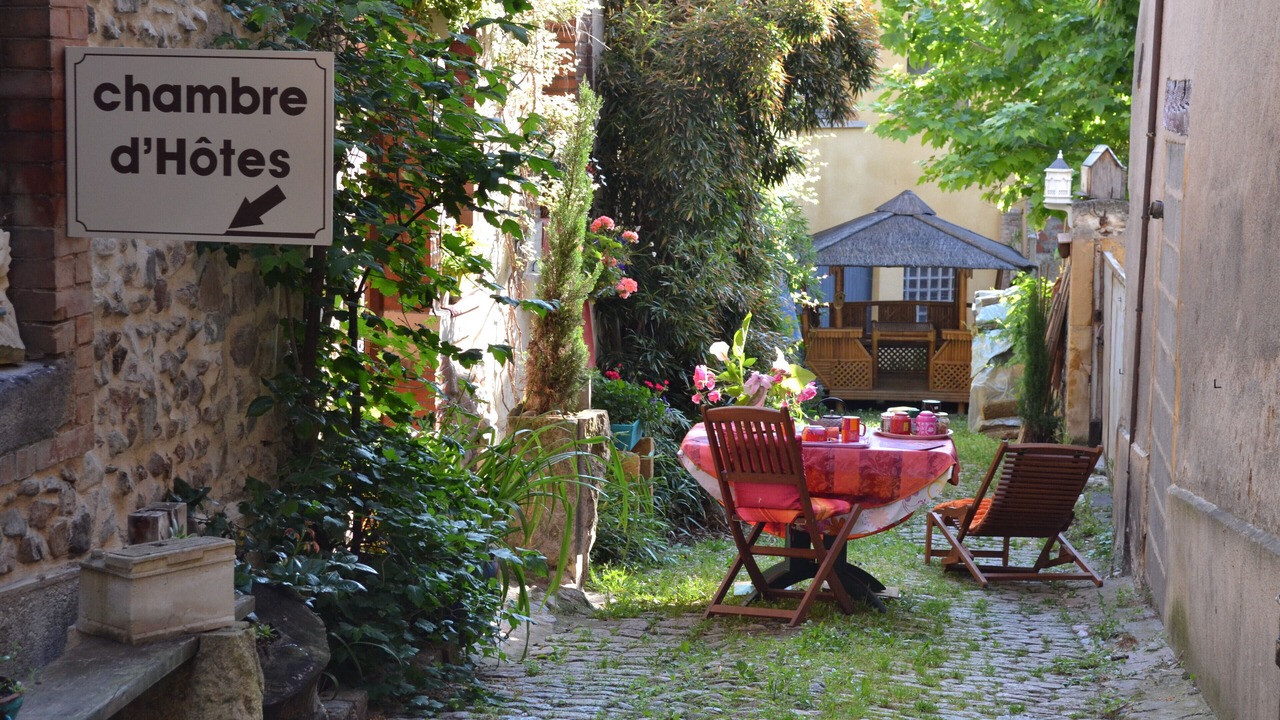Photo of Bathroom in Roanne