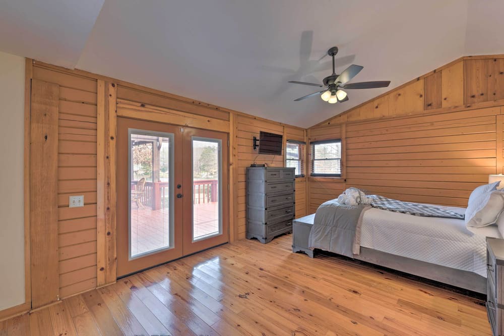 Photo of Others in Conyers