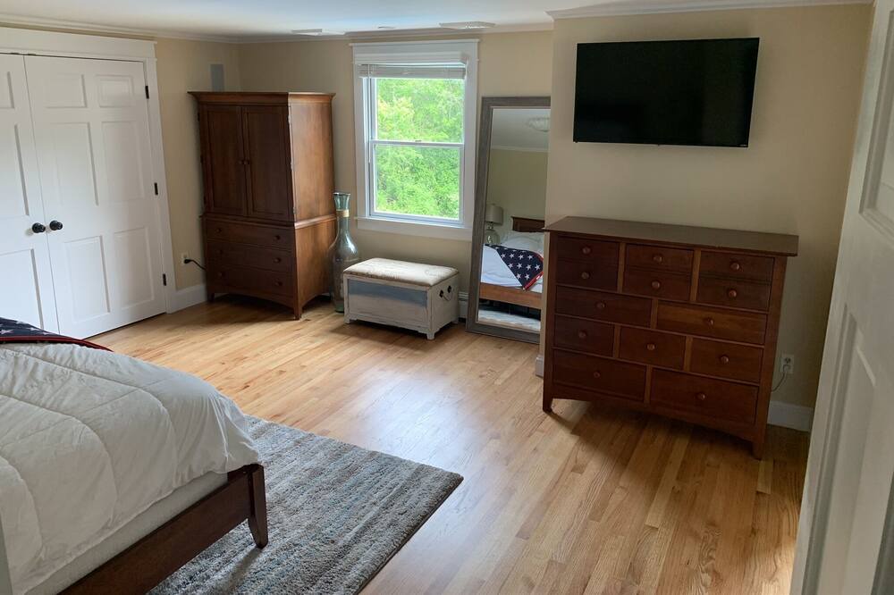 Photo of Others in Fifth Ward