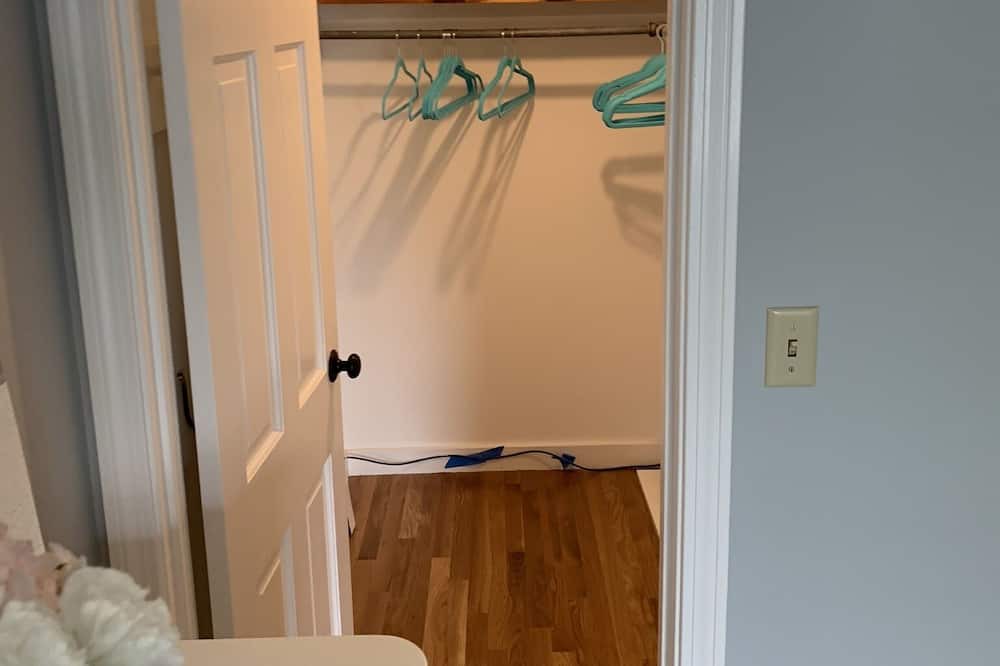 Photo of Others in Fifth Ward