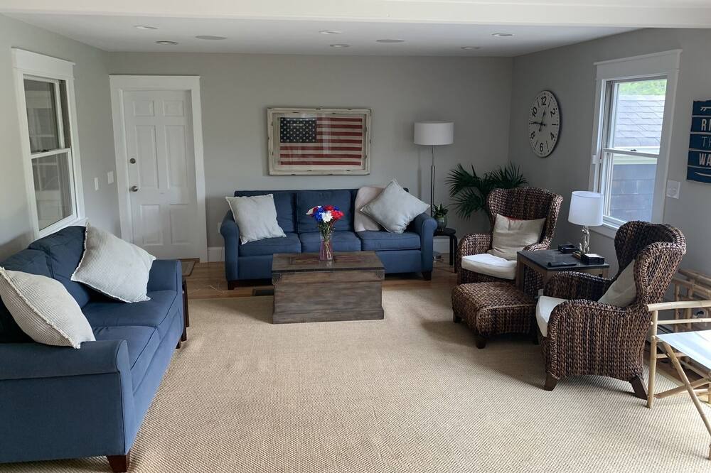 Photo of Others in Fifth Ward