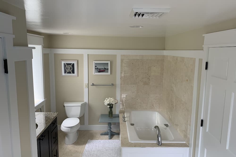 Photo of Others in Fifth Ward