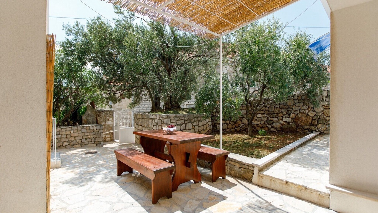 Photo of Outdoor in Bol
