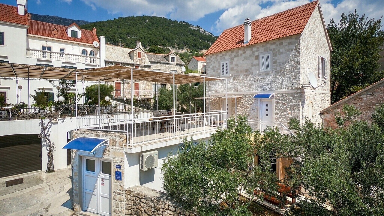 Photo of Outdoor in Bol