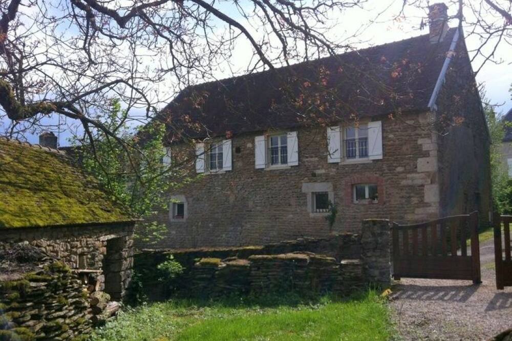 Photo of Outdoor in La Motte-Ternant