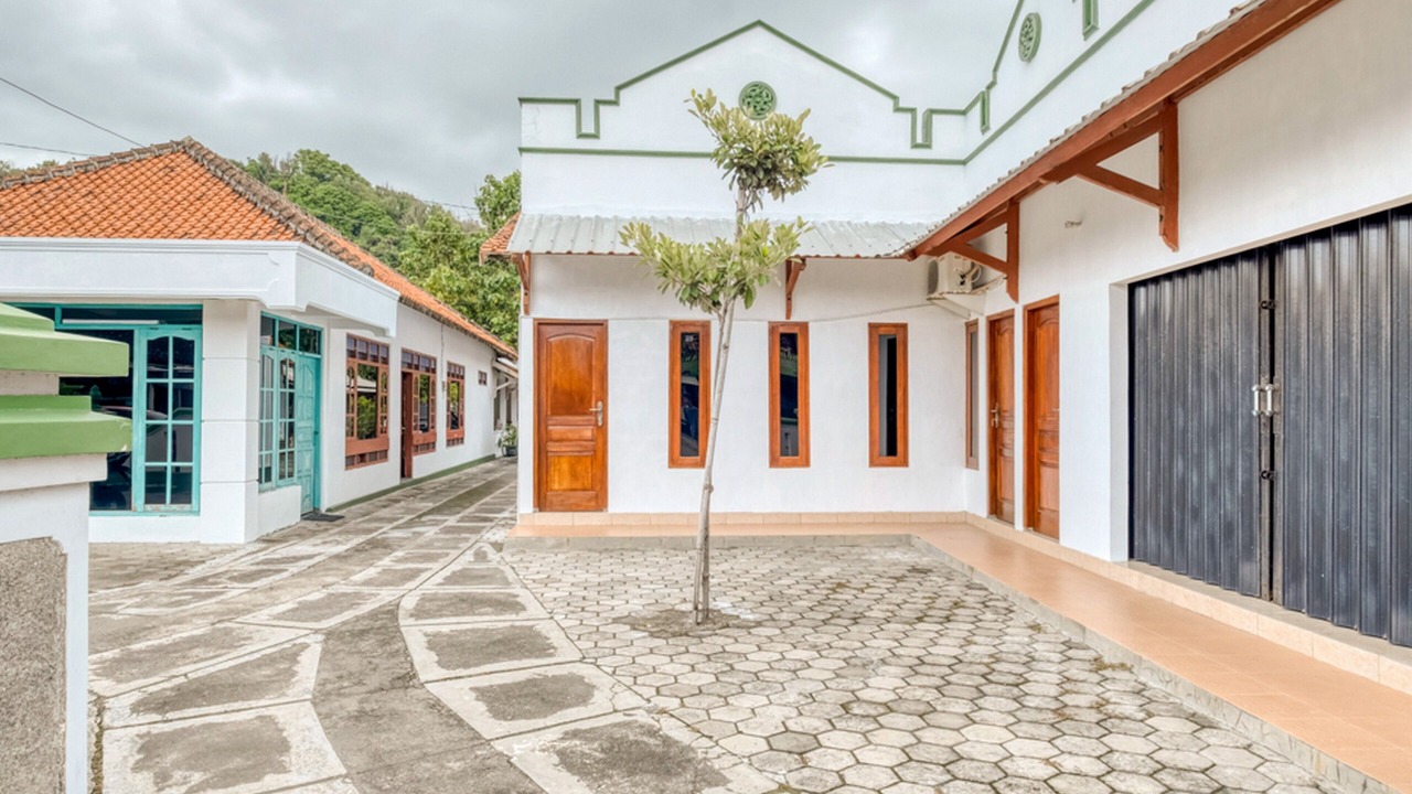 Photo of Outdoor in Kretek