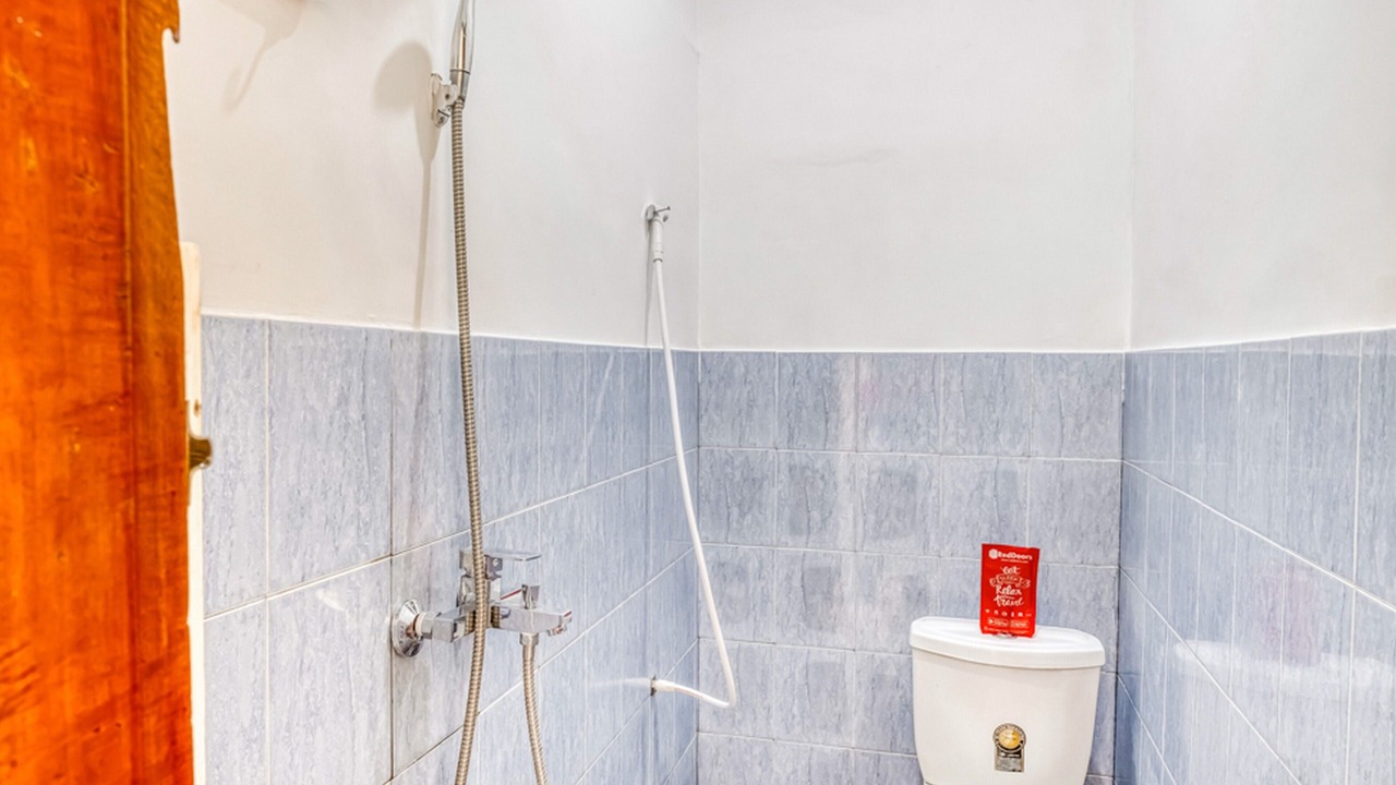 Photo of Bathroom in Kretek