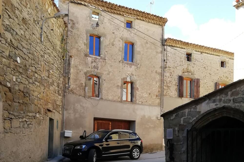 Photo of Outdoor in Azille