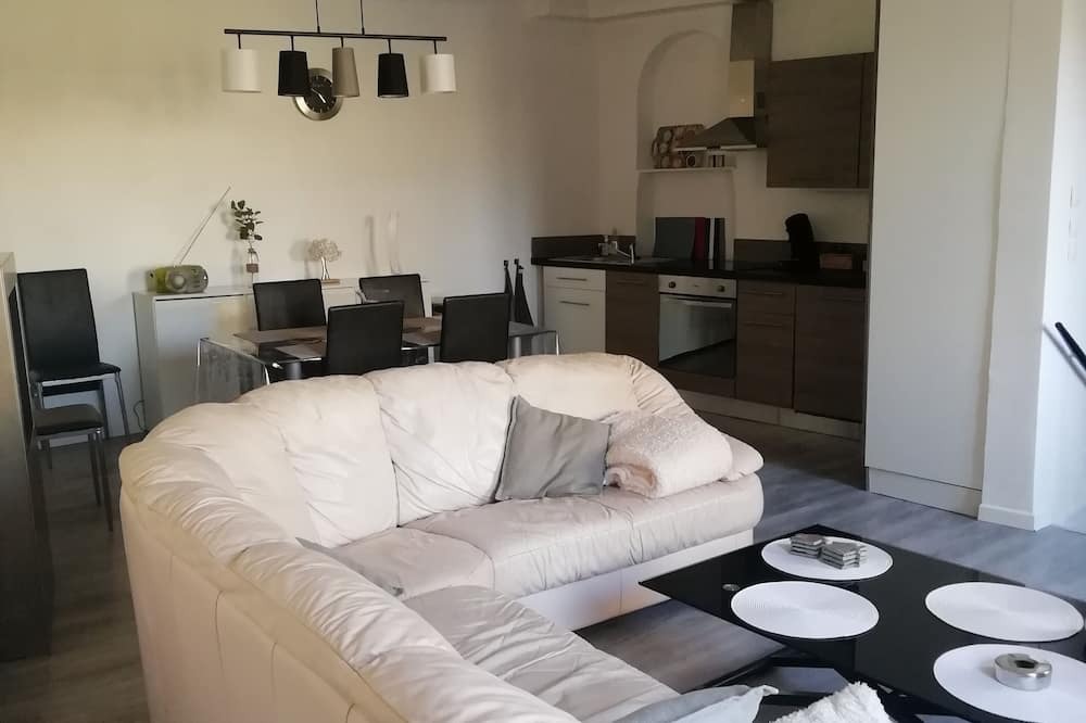 Photo of Bedroom in Azille