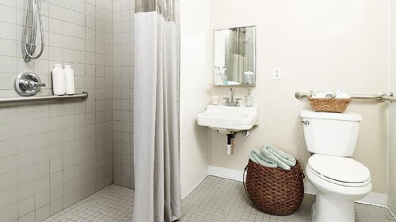 Photo of Bathroom in Carrollton