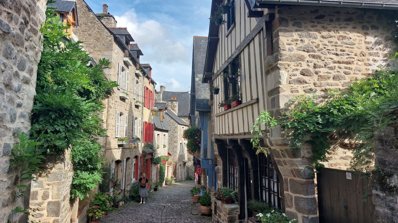 Photo of Others in Treguier