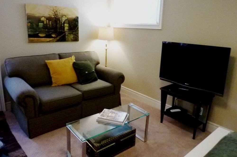 Photo of Livingroom in Crystal Beach