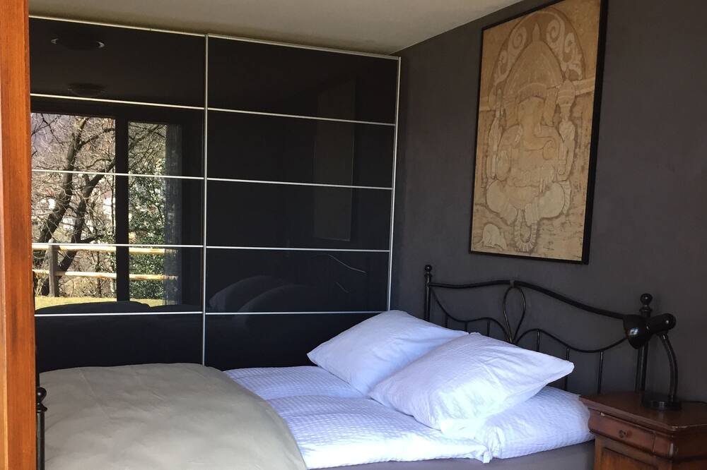 Photo of Bedroom in Tenero-Contra