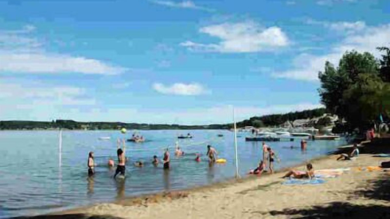 Photo of Others in Salles-Curan