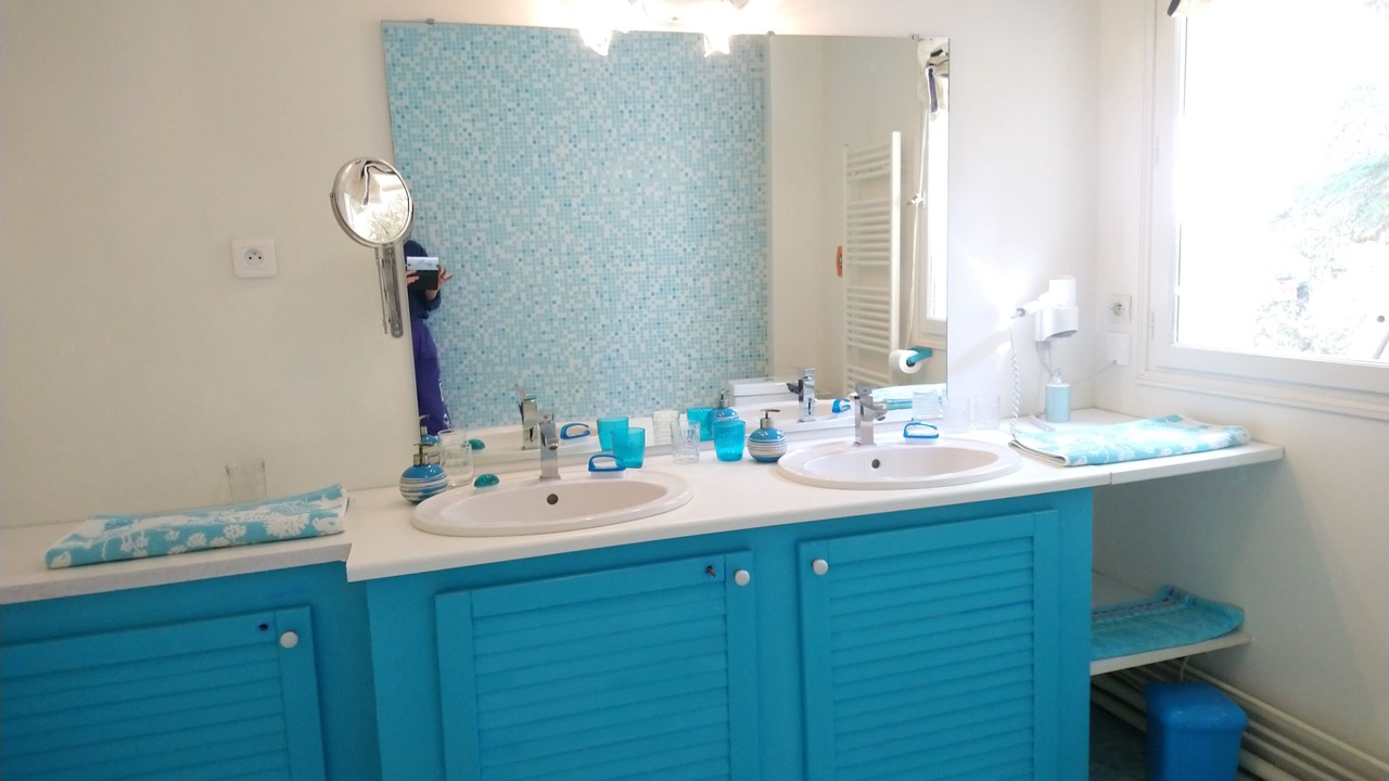 Photo of Bathroom in Vouvray