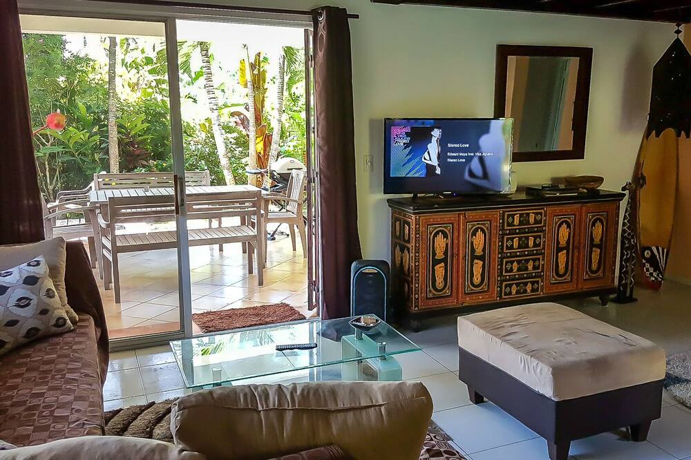 Photo of Livingroom in ProCab