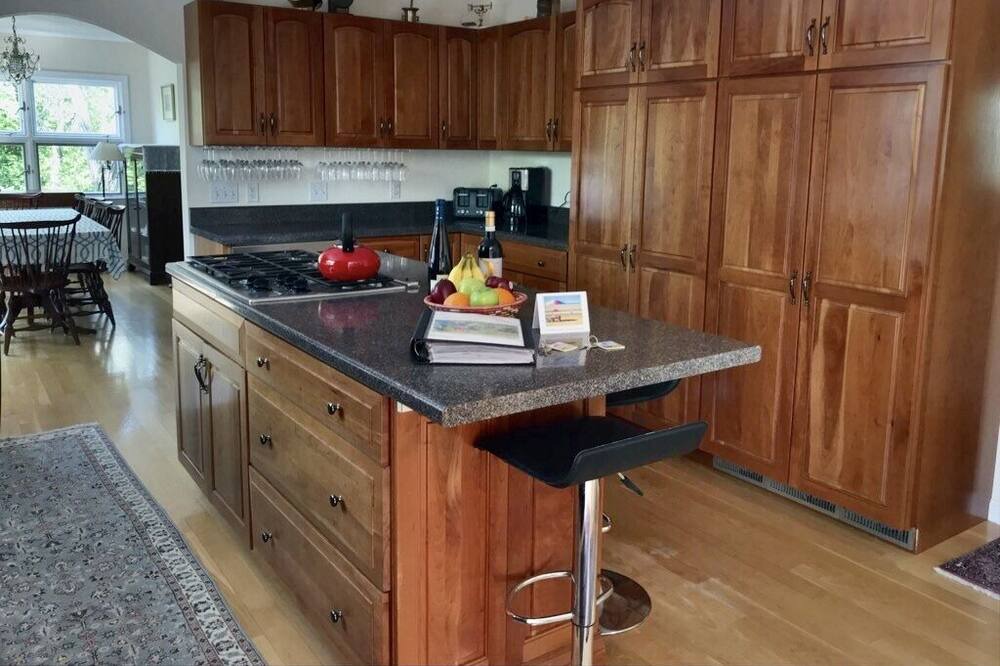 Photo of Kitchen in Campground Landing