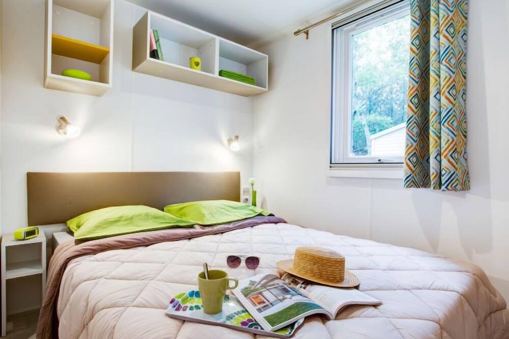 Photo of Bedroom in Saint Alban Auriolles