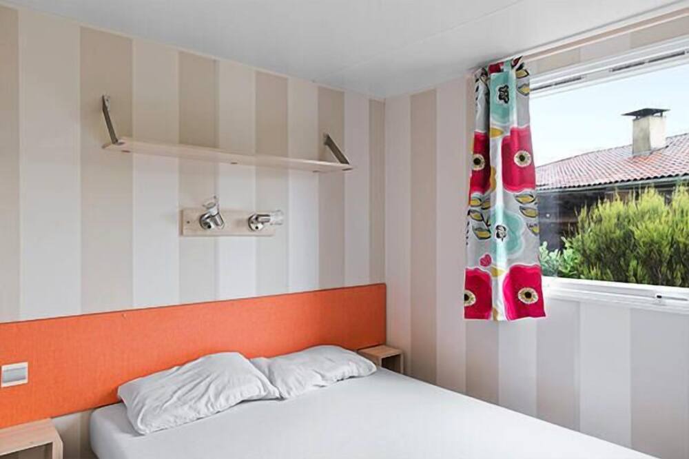 Photo of Bedroom in Trogues