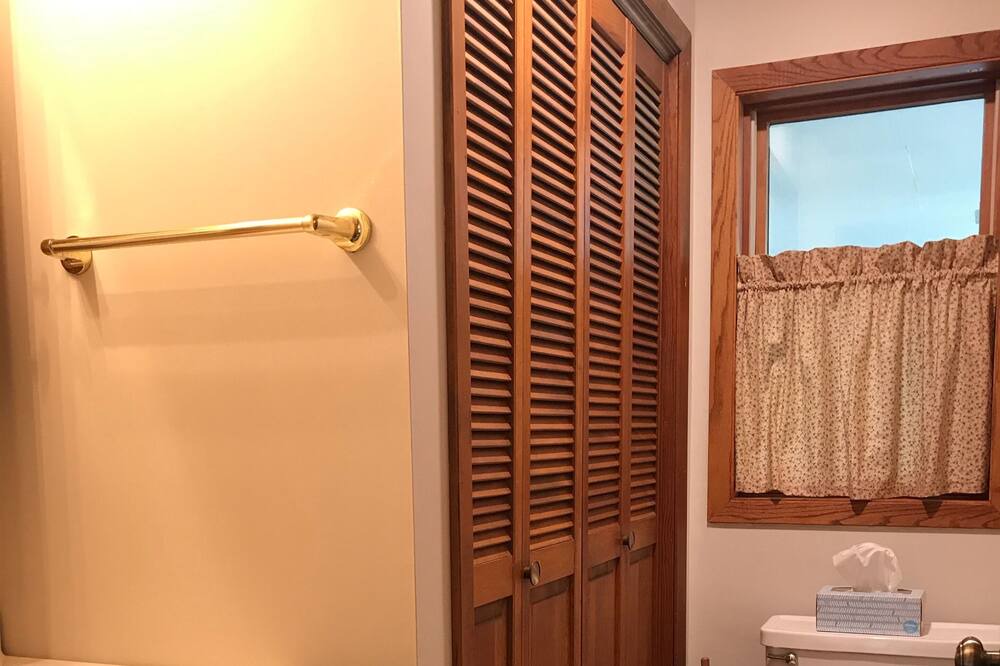 Photo of Bathroom in Judson