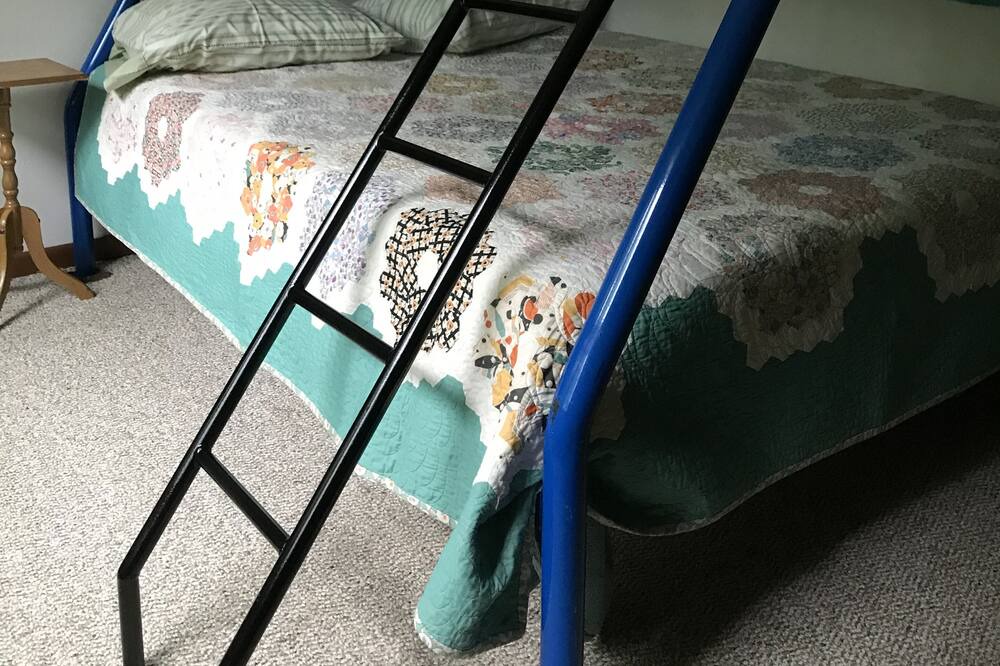 Photo of Bedroom in Judson