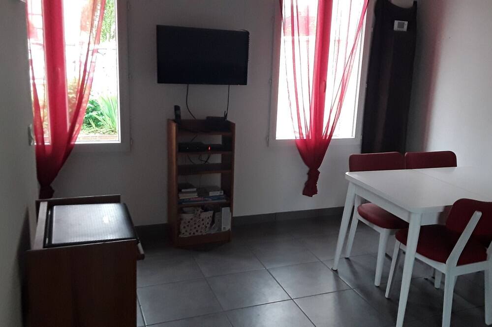 Photo of Livingroom in Gravigny