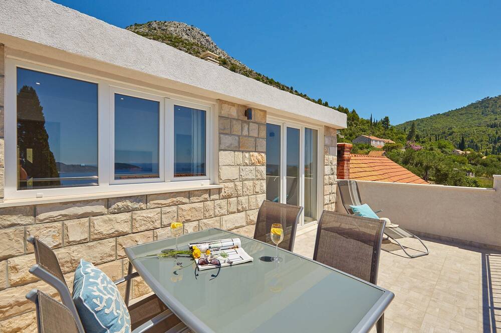 Photo of Patio Balcony in Trsteno
