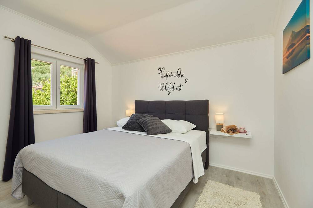 Photo of Bedroom in Trsteno
