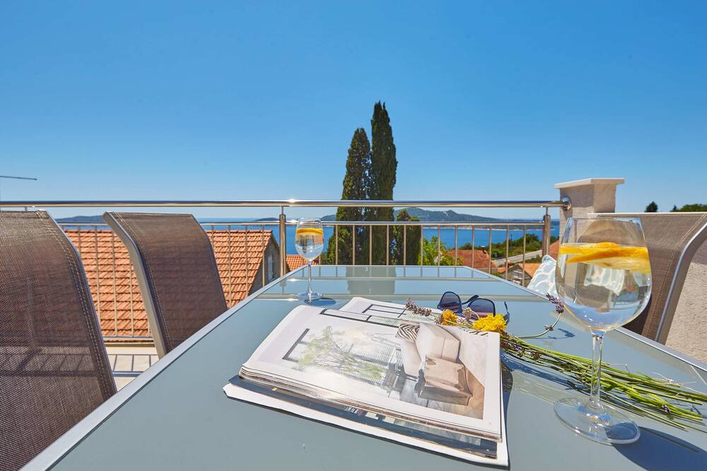 Photo of Patio Balcony in Trsteno