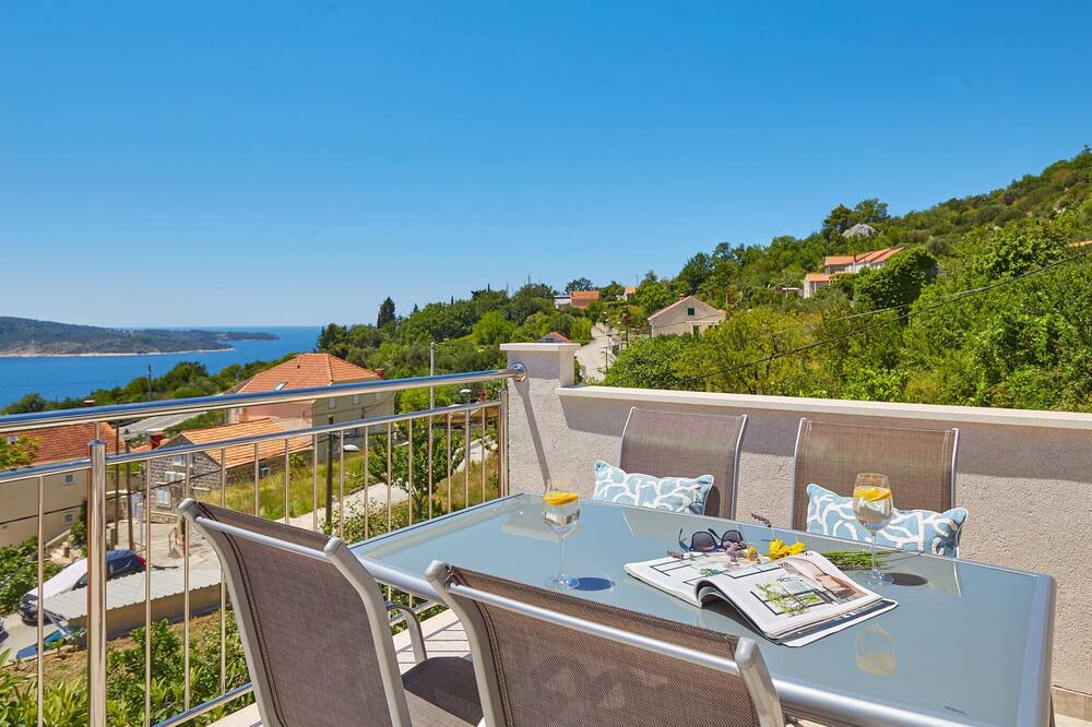 Photo of Patio Balcony in Trsteno