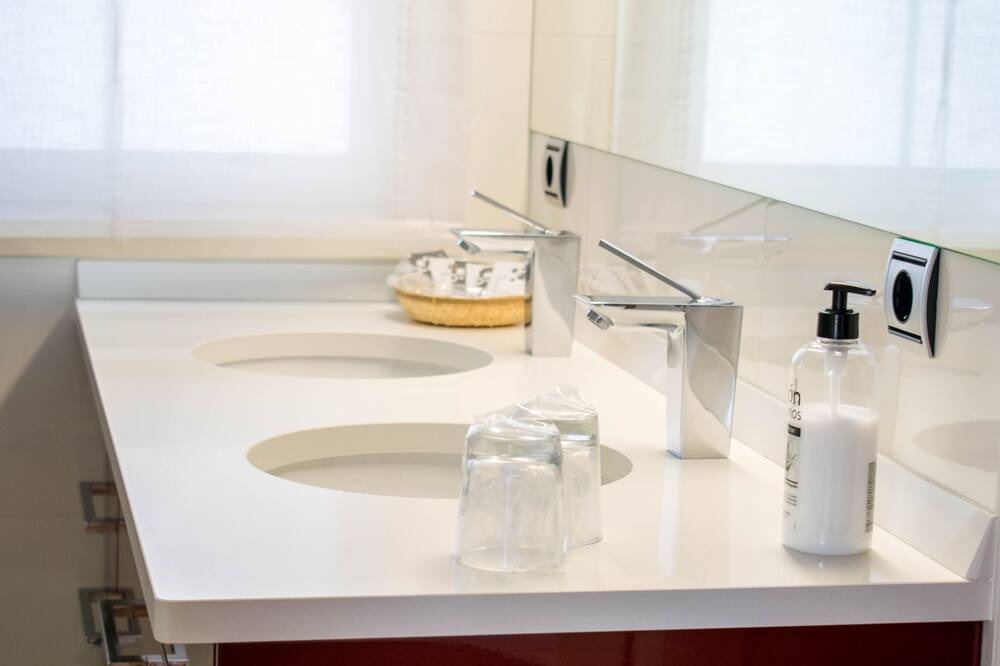 Photo of Bathroom in Garinoain