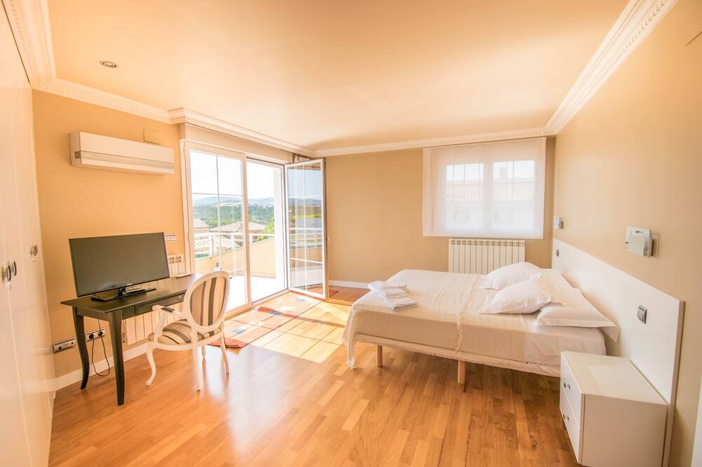 Photo of Bedroom in Garinoain