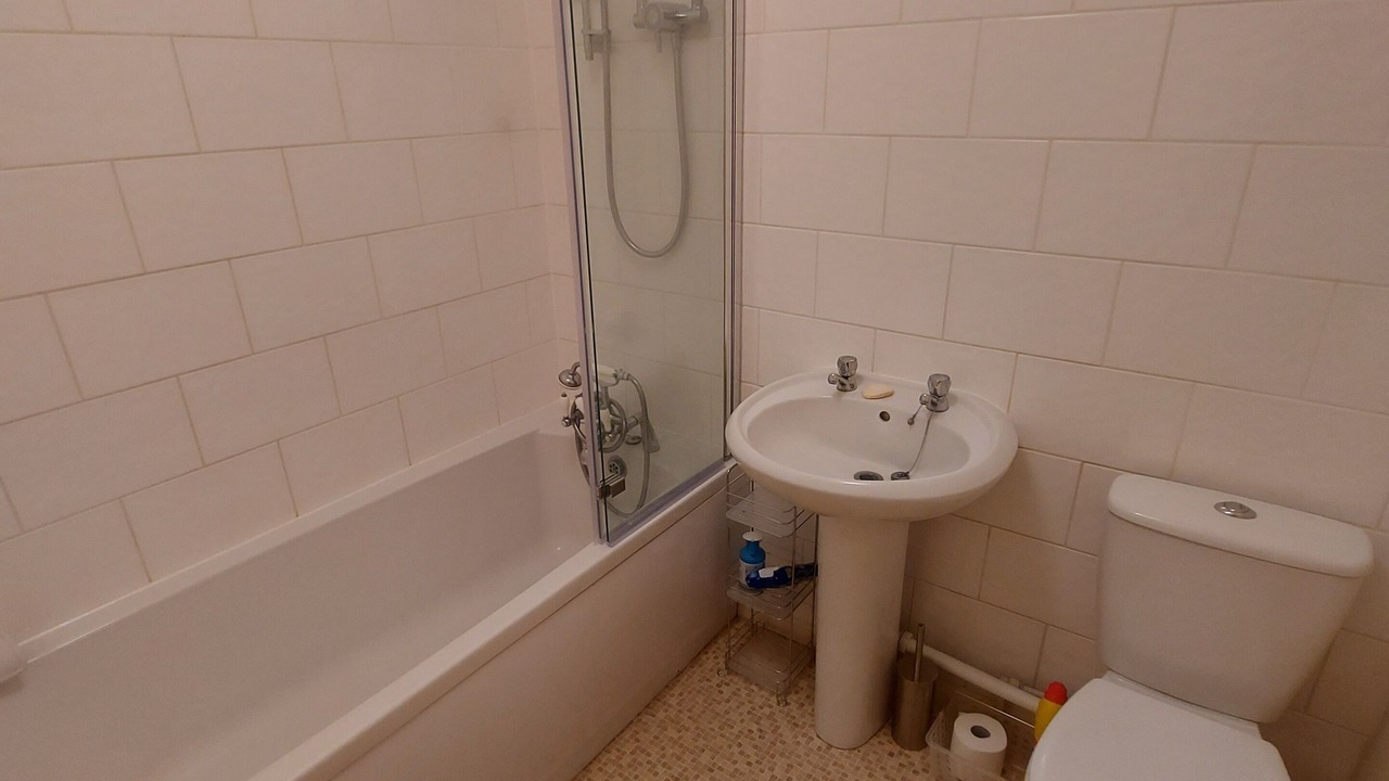 Photo of Bathroom in Blisworth