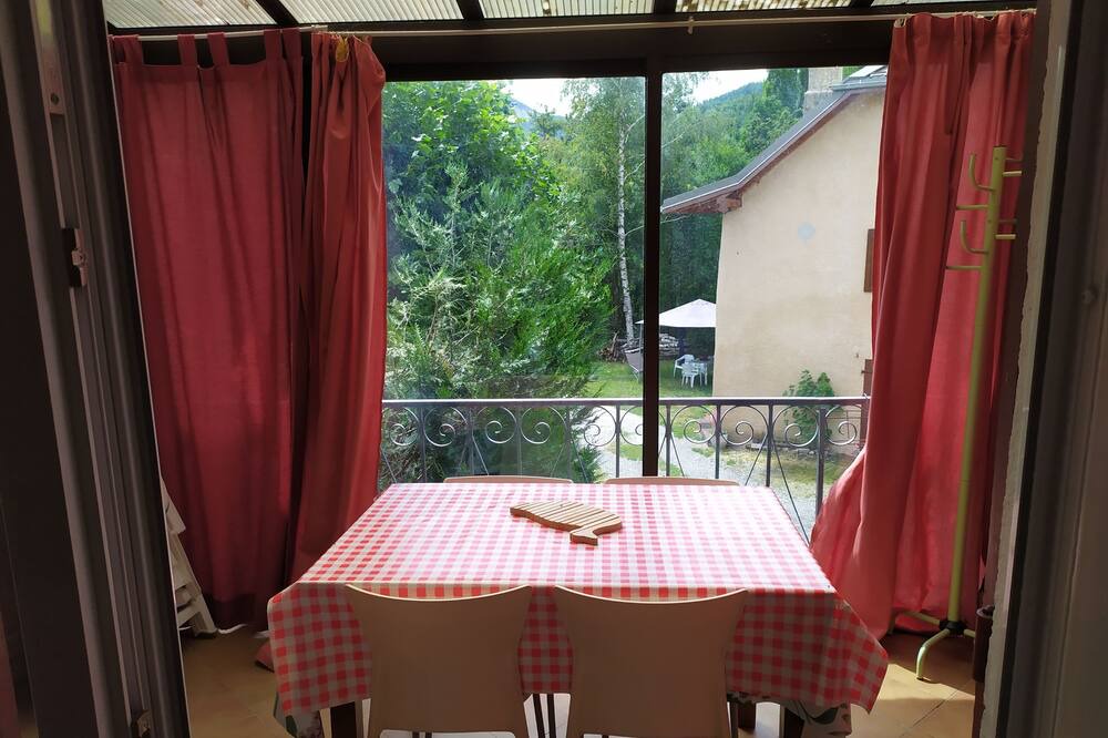 Photo of Patio Balcony in Ubaye-Serre-Poncon