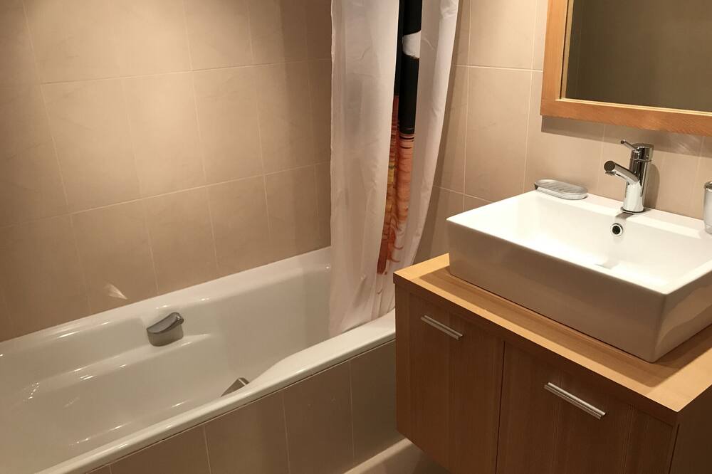Photo of Bathroom in Sucina