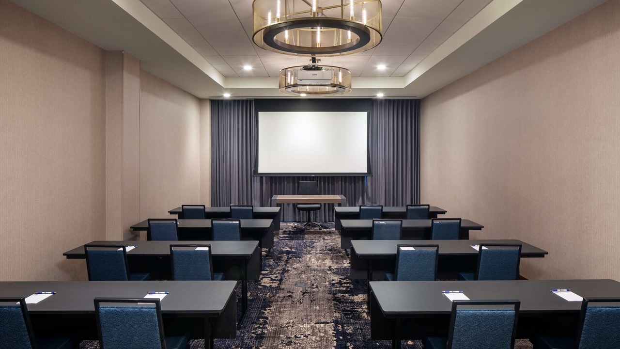 Photo of Others in D Street - West Broadway