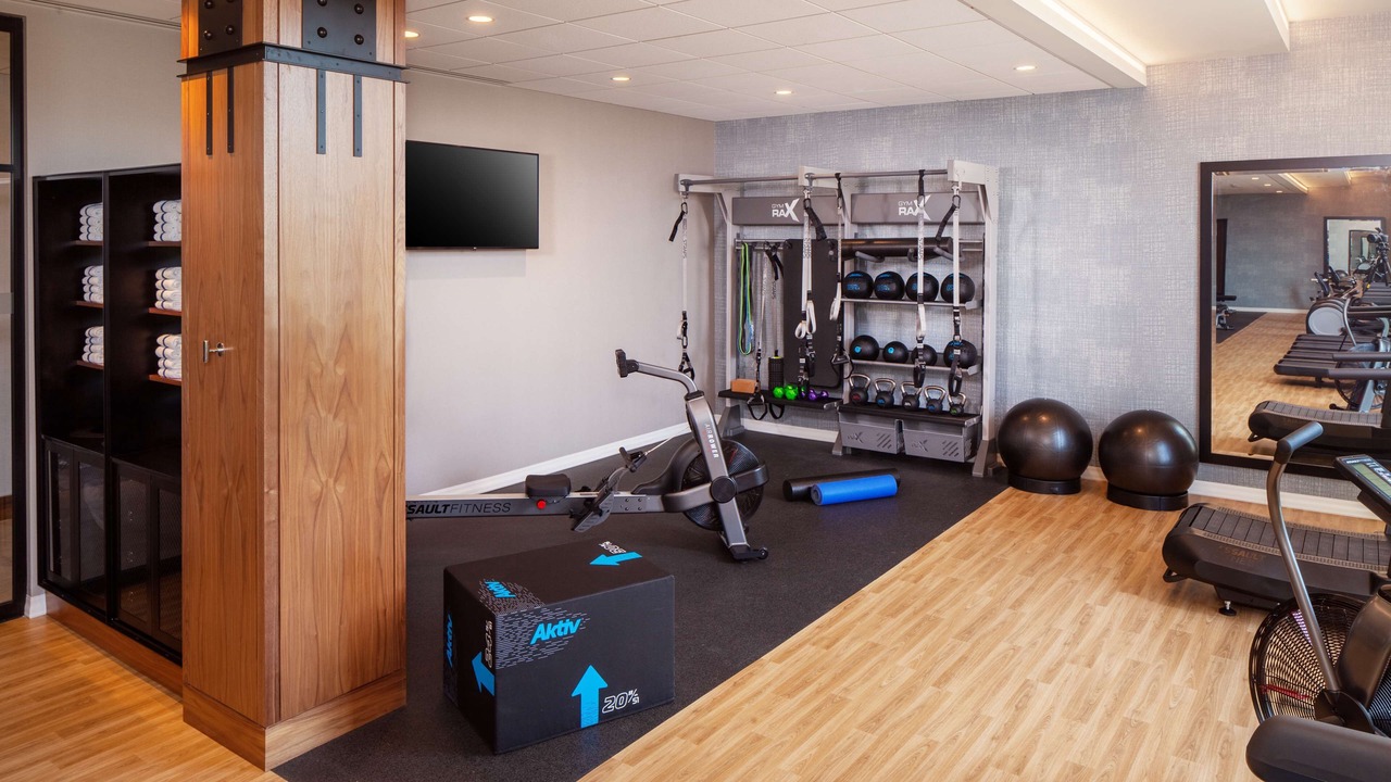 Photo of Others in D Street - West Broadway