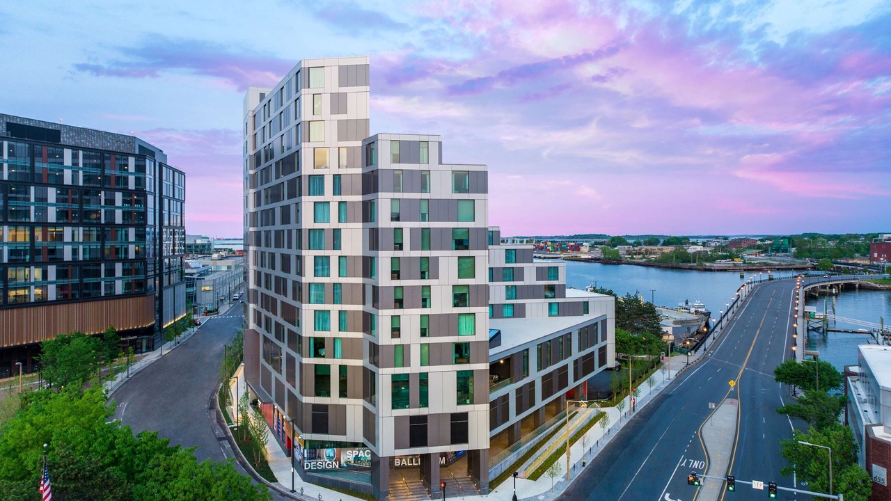 Photo of Outdoor in D Street - West Broadway