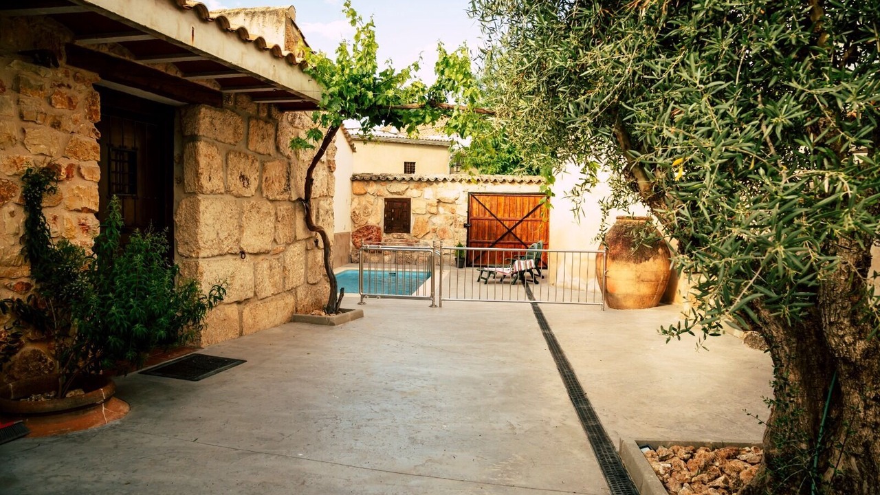 Photo of Patio Balcony in El Pedernoso