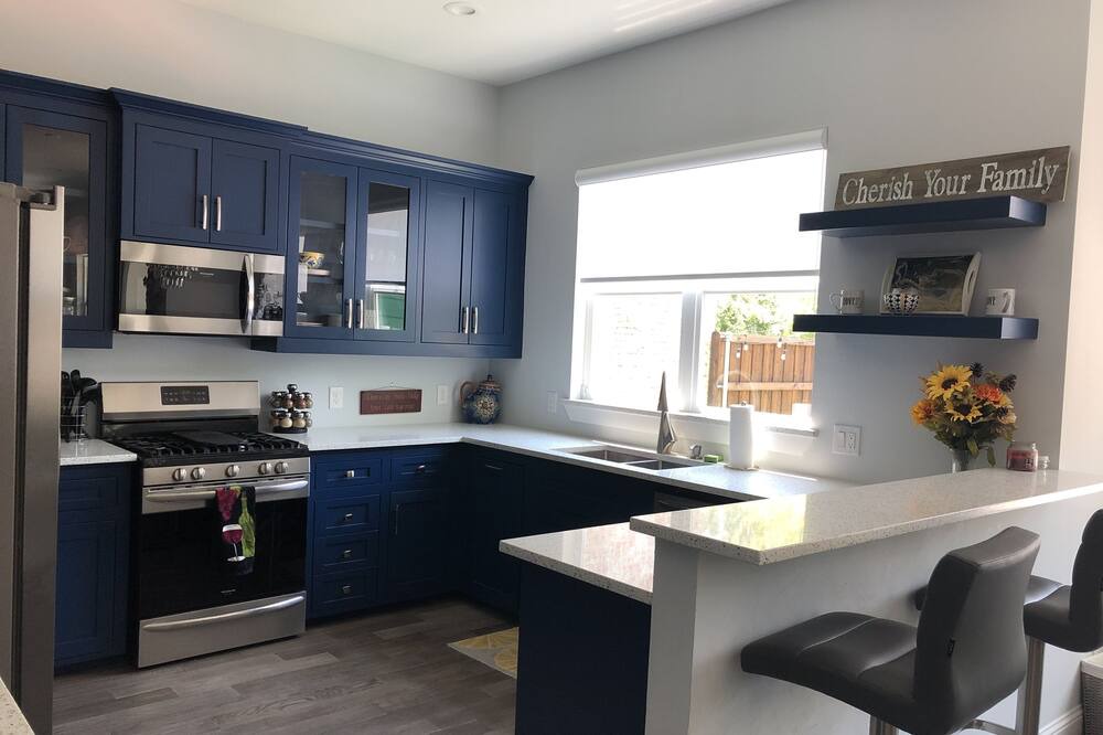 Photo of Kitchen in Knox - Henderson